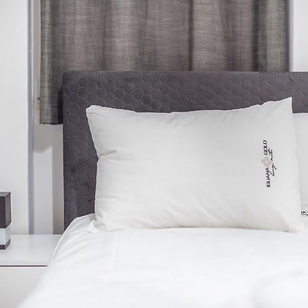 Iguana Gold Luxury Suites 2 Athene Buitenkant foto